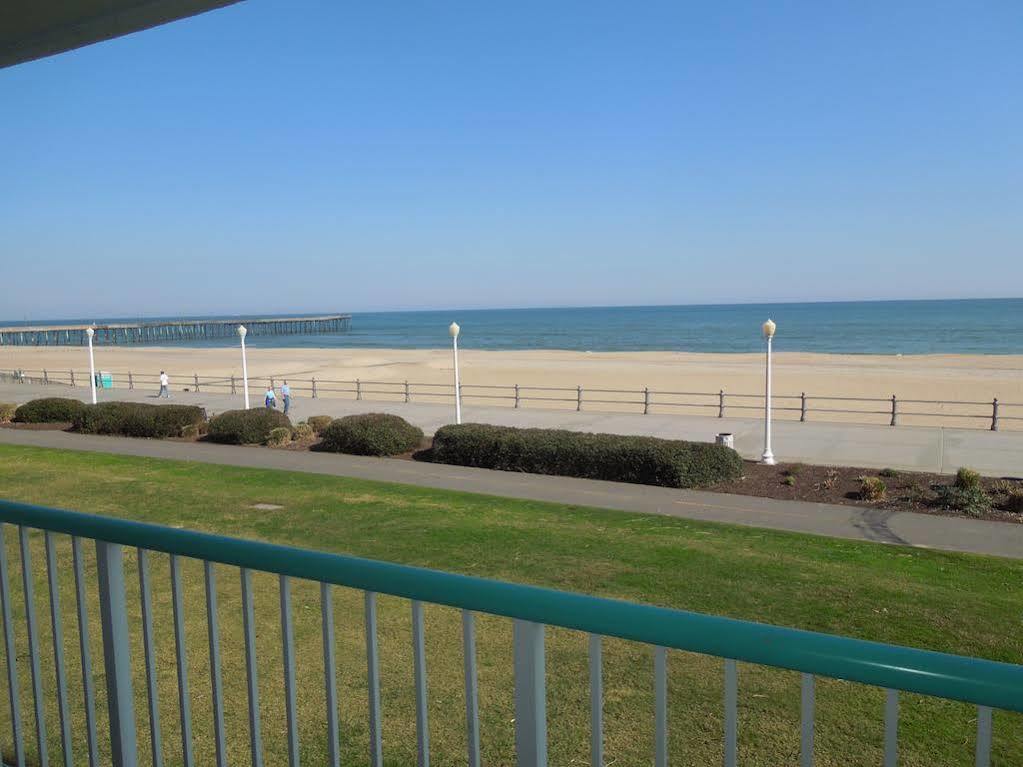 Baymont By Wyndham Virginia Beach Oceanfront Exterior foto
